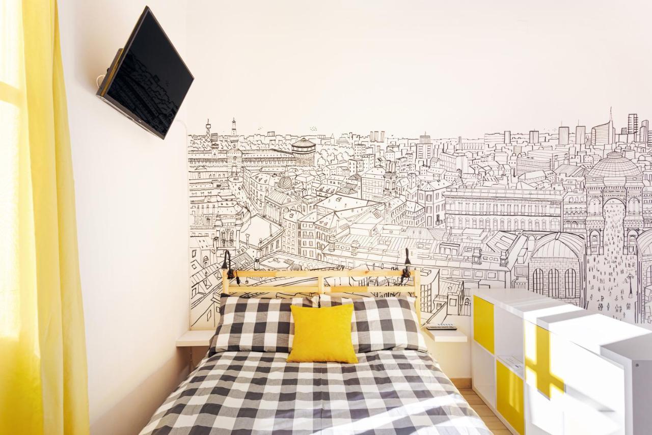 A Yellow Touch - Modern Studio In Isola Milano Εξωτερικό φωτογραφία